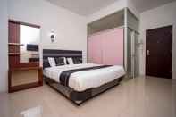 Bilik Tidur OYO 2695 D'es Residence