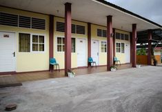 外部的 4 OYO 2274 Wisma Padati Syariah