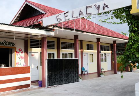 外部的 OYO 2274 Wisma Padati Syariah