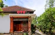 ภายนอกอาคาร 6 OYO 2607 Men Bebas Residence