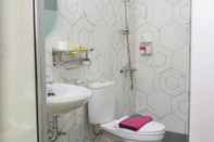 In-room Bathroom Kimura Kostay Semarang