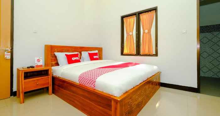 Kamar Tidur OYO 2284 Grand Villa Meninting