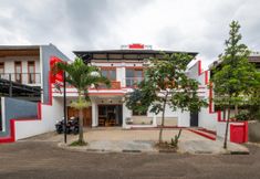 외관 4 OYO 2728 Sinulingga Near RS Hermina Pasteur