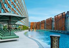 Swimming Pool 5 Royal Plaza Hotel