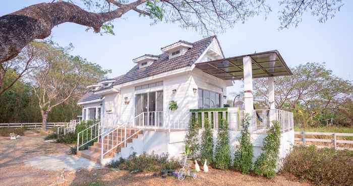 Exterior Chaisathan Cottage