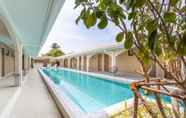 Swimming Pool 2 BARABARA'budget SATUN