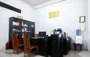 Lobi 6 OYO 2659 B'rasco Homestay Syariah