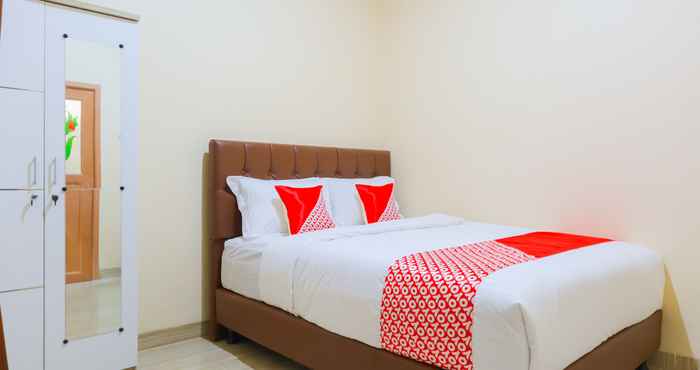 Kamar Tidur OYO 2741 Kr Bulan