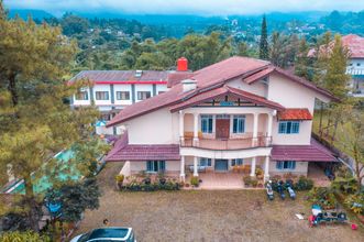 外観 4 OYO 2773 Villa Sm