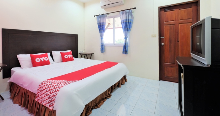 Bedroom OYO 609 Lanta Dream House Apartment