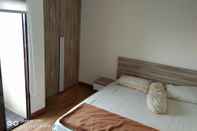 Kamar Tidur Gateway Cicadas by NHM