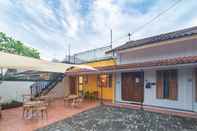 ภายนอกอาคาร Wonderloft Hostel Jogja