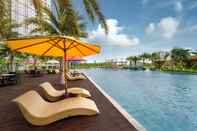 Swimming Pool Oakwood Apartments PIK Jakarta (Pantai Indah Kapuk)