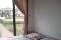 Kamar Tidur Villa Puncak Garuda 2 by Travel4less