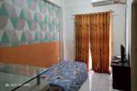 ห้องน้ำภายในห้อง MARSROOM Apartment Grand Center Point Bekasi