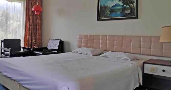 Bedroom Capital O 3065 Hotel Rosenda