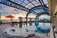 Swimming Pool AVS Hotel Phu Quoc