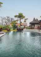 SWIMMING_POOL Uma Sebatu