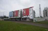 Luar Bangunan Scientia Dormitory Near RS Bethsaida