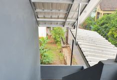 Lobby 7 Spot On 3318 Adzka Homestay Syariah