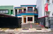 Exterior 3 OYO 3029 Diamond Cisitu Residence Syariah