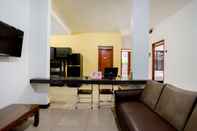 Lobi OYO 3029 Diamond Cisitu Residence Syariah