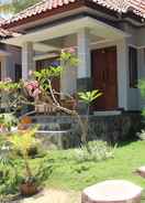 EXTERIOR_BUILDING Tri Putri Homestay