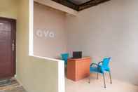 Lobby OYO 3044 Adelia Residence