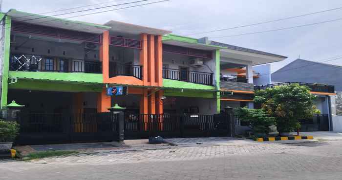 Exterior OYO 3085 Artha Residence Syariah