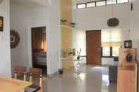 Common Space Pelangi Guesthouse Belitung 7A