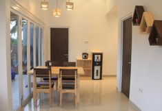 Common Space 7 Pelangi Guesthouse Belitung 7B