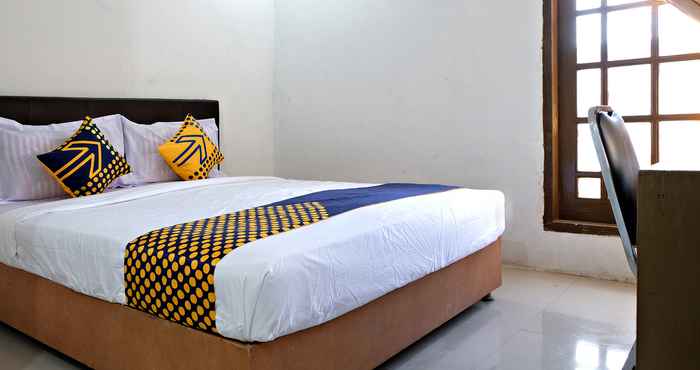 Bedroom SPOT ON 2661 Wisma Maysara Makassar