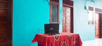 Lobby 3 SPOT ON 2926 Penginapan Sariah Basamo