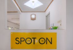 Lobby 5 SPOT ON 2638 Hotel Raya