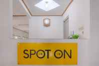 Lobi SPOT ON 2638 Hotel Raya