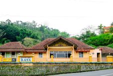 外部的 SPOT ON 2638 Hotel Raya