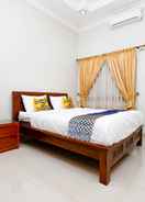 BEDROOM SPOT ON 2618 Jepara Residence