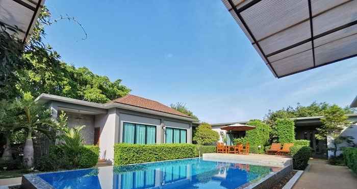 สระว่ายน้ำ Baan Mee Phuket - Adult Only (SHA Plus+)