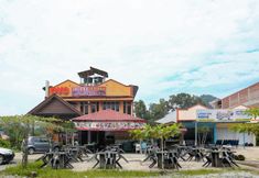 外部的 2 OYO 89892 Hotel Jeli Inn