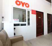 Sảnh chờ 5 Super OYO 89678 Ady Hotel