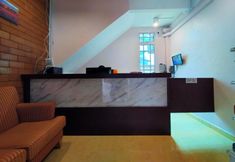 ロビー 7 SPOT ON 89942 M & H Rizq Ventures