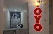 Lobi 5 OYO 89672 Eg Hotel Jj