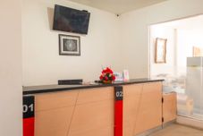 Lobi OYO 2939 Guest House Rosa Near RS Sartika Asih