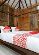 BEDROOM Keong Mas Homestay