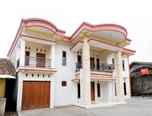 EXTERIOR_BUILDING OYO 3076 Lilik Residence Syariah