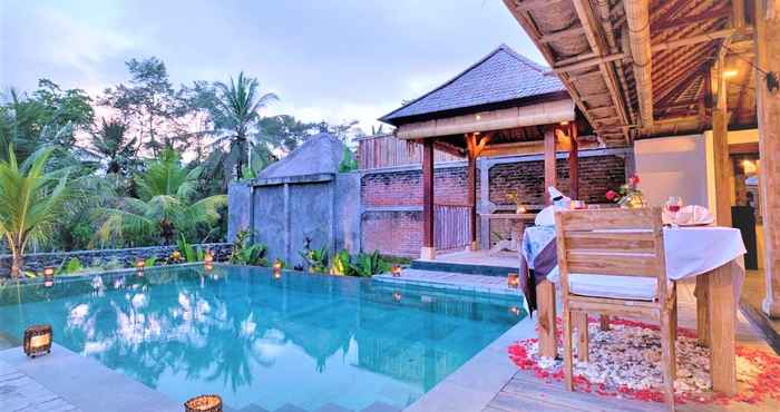 Swimming Pool Villa Bedauh Wetan