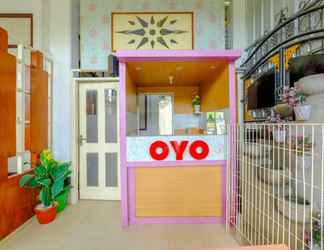 Lobi 2 OYO 3088 Green Valley House 