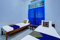 Bedroom SPOT ON 2275 Omah JM
