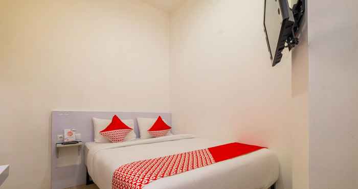 Bedroom OYO 2759 Cibeureum Near RS Rajawali