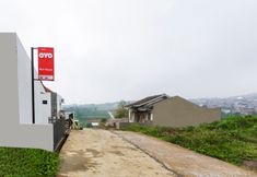 Bangunan 2 OYO 3097 Mini House Syariah